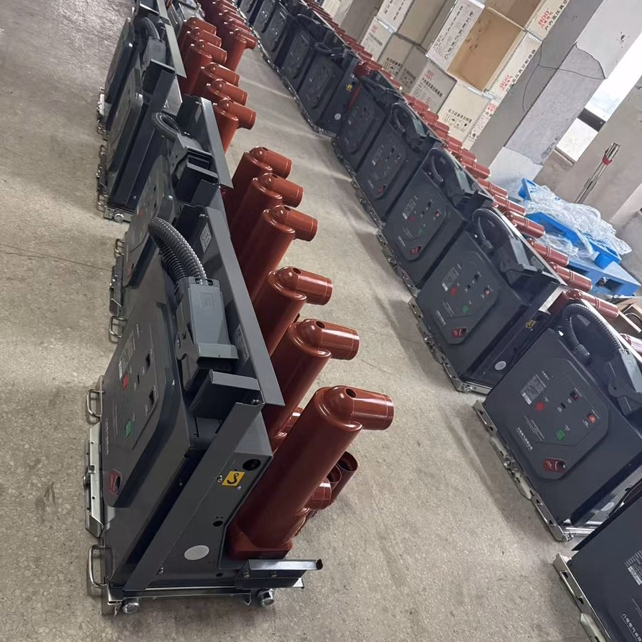 Reliable High-Performance Indoor High-Voltage Vacuum Circuit Breaker for Industrial Power Systems