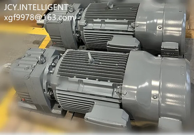 IP55 Industrial Rated 18A 5.5kW AC Gear Motor With 174.4 Gear Ratio
